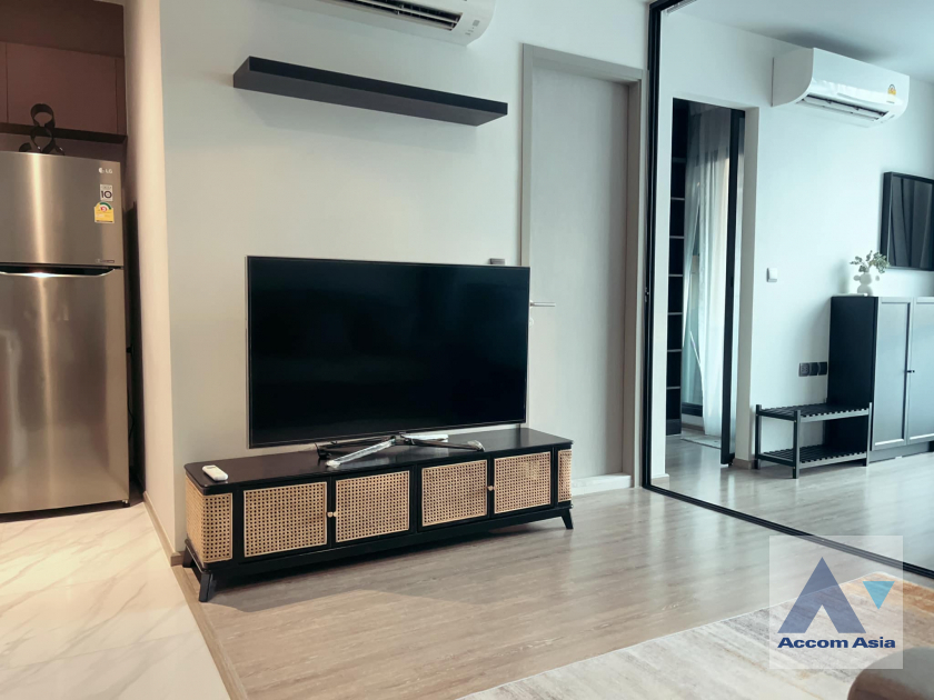 Fully Furnished |  1 Bedroom  Condominium For Rent in Sukhumvit, Bangkok  near BTS Ekkamai (AA40617)