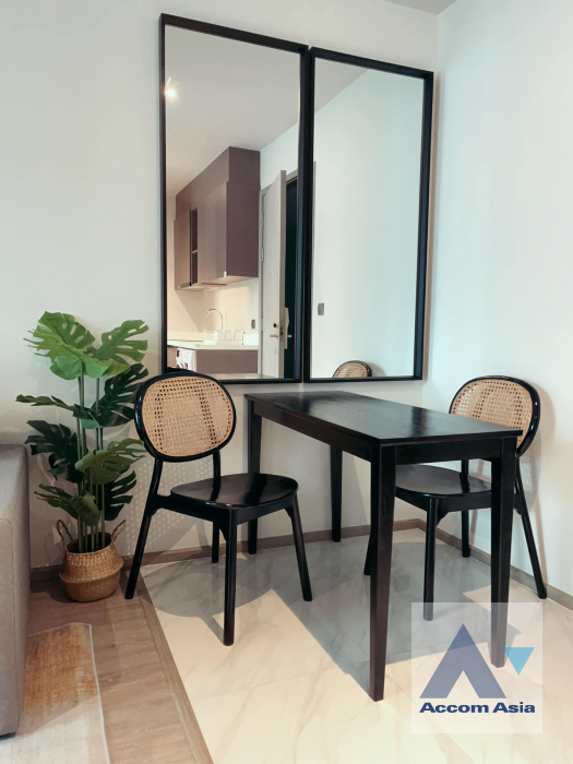 Fully Furnished |  1 Bedroom  Condominium For Rent in Sukhumvit, Bangkok  near BTS Ekkamai (AA40617)