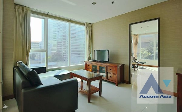  1 Bedroom  Condominium For Sale in Sukhumvit, Bangkok  near MRT Phetchaburi (AA40620)