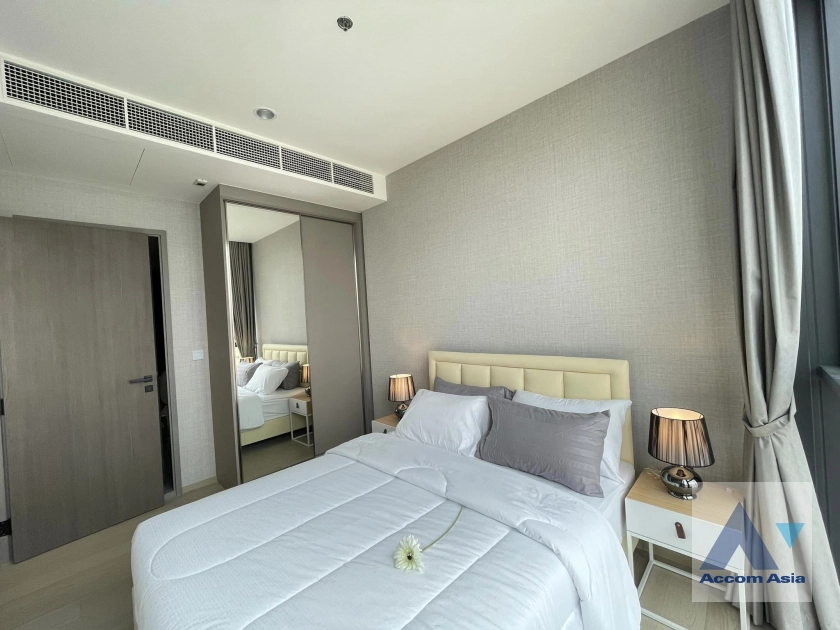  1 Bedroom  Condominium For Rent in Phaholyothin, Bangkok  near BTS Victory Monument (AA40622)