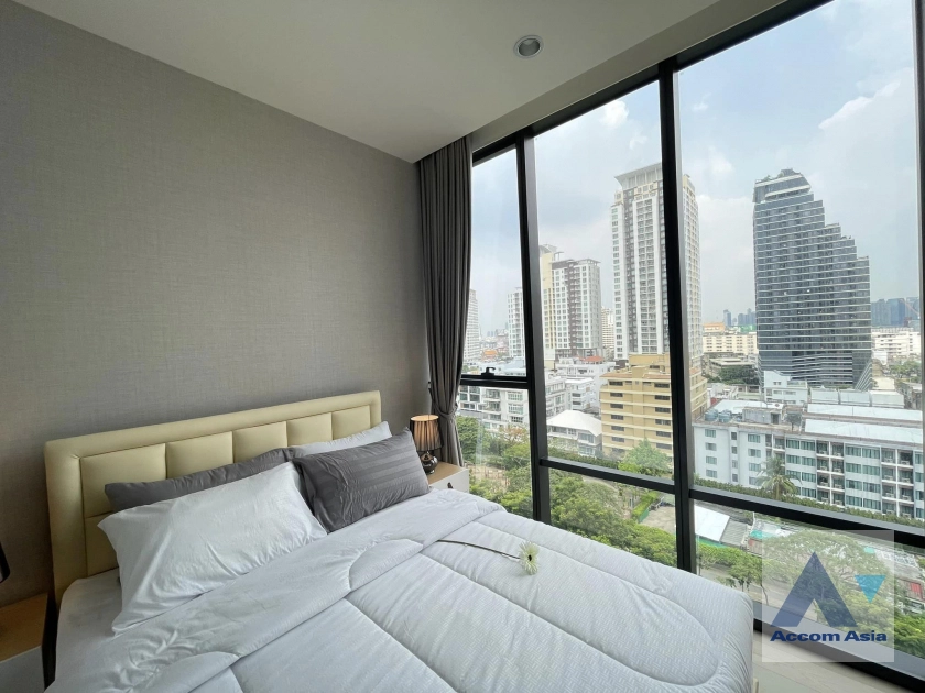  1 Bedroom  Condominium For Rent in Phaholyothin, Bangkok  near BTS Victory Monument (AA40623)
