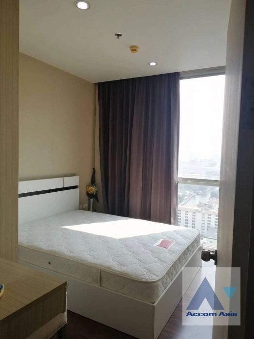  1  2 br Condominium For Sale in Ratchadapisek ,Bangkok  at Chewathai Ramkhamhaeng AA40645