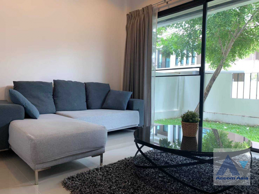 4  5 br House For Rent in Bangna ,Bangkok  at Private Environment Space AA40652