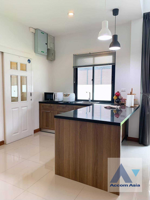 9  5 br House For Rent in Bangna ,Bangkok  at Private Environment Space AA40652