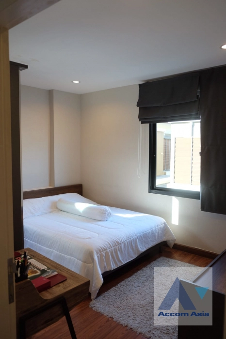 13  4 br House For Rent in Bang Na ,Bangkok  at Private Environment Space AA40652