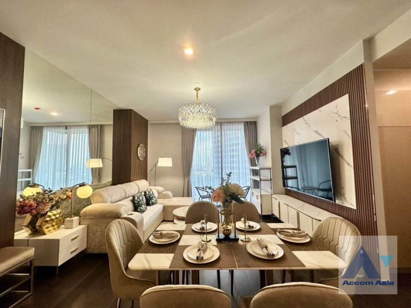 LAVIQ Sukhumvit 57 Condominium  3 Bedroom for Sale & Rent BTS Phrom Phong in Sukhumvit Bangkok