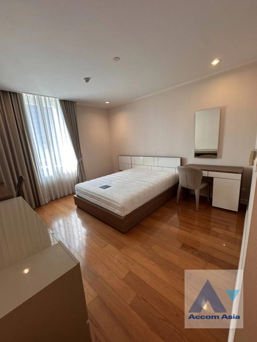 9  3 br Condominium For Rent in Ploenchit ,Bangkok MRT Sam Yan at Chamchuri Square Residence AA40671