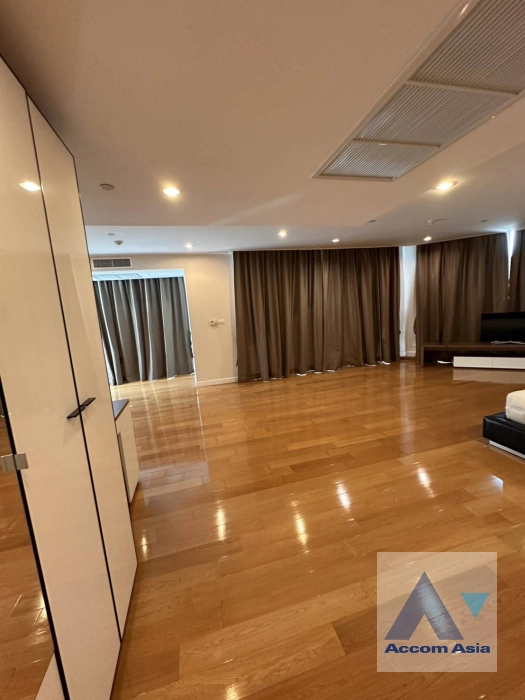 5  3 br Condominium For Rent in Ploenchit ,Bangkok MRT Sam Yan at Chamchuri Square Residence AA40671