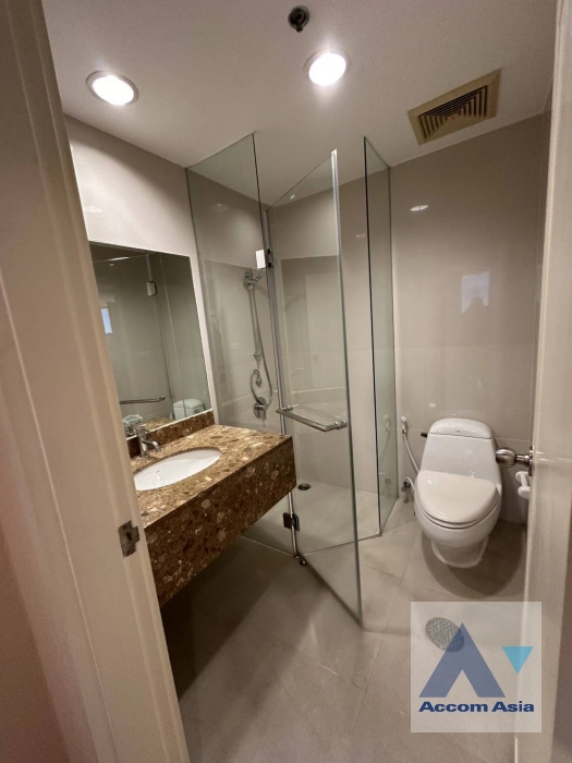 20  3 br Condominium For Rent in Ploenchit ,Bangkok MRT Sam Yan at Chamchuri Square Residence AA40671