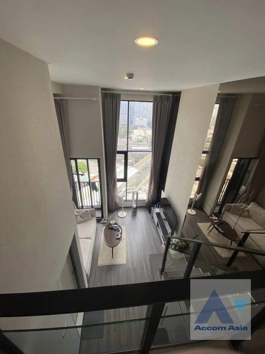 1 Bedroom  Condominium For Rent & Sale in Phaholyothin, Bangkok  (AA40703)