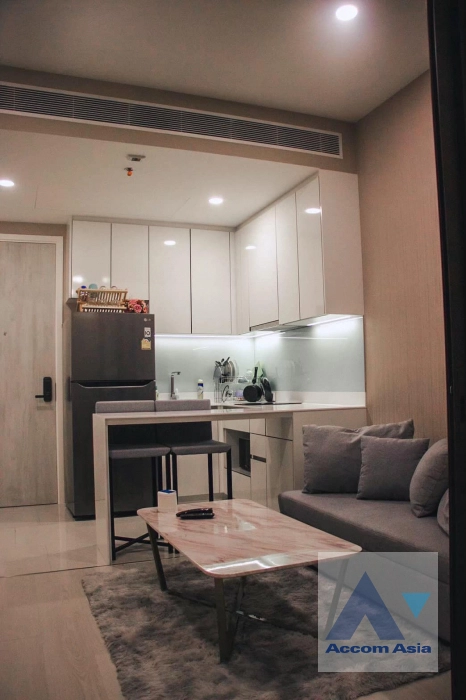  1 Bedroom  Condominium For Rent in Phaholyothin, Bangkok  (AA40705)