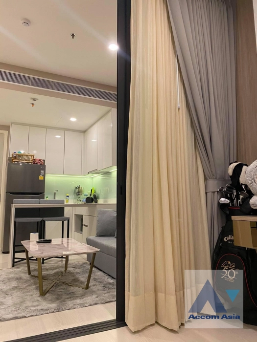  1 Bedroom  Condominium For Rent in Phaholyothin, Bangkok  (AA40705)