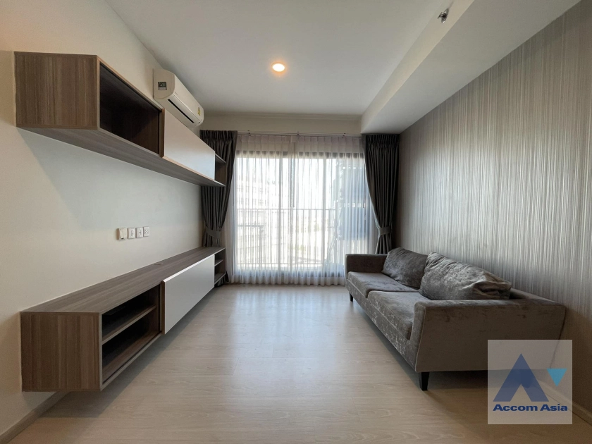  2 Bedrooms  Condominium For Sale in Phaholyothin, Bangkok  (AA40706)