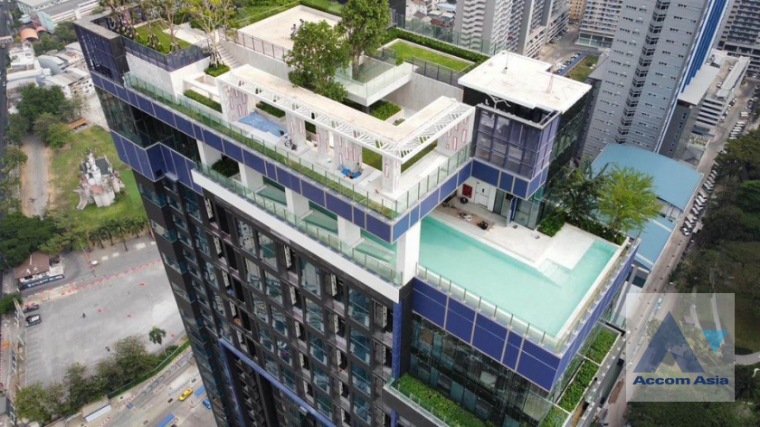 Life Phahon Ladprao Condominium  2 Bedroom for Sale   in Phaholyothin Bangkok