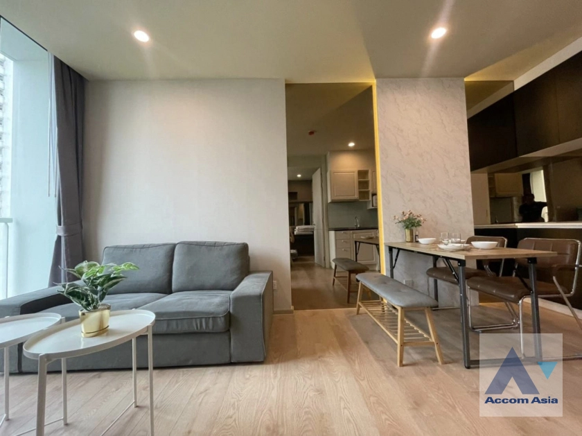  1 Bedroom  Condominium For Rent in Sukhumvit, Bangkok  near BTS Asok - MRT Sukhumvit (AA40732)