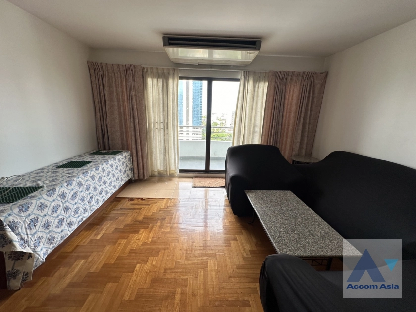  3 Bedrooms  Condominium For Sale in Sukhumvit, Bangkok  near BTS Thong Lo (AA40741)