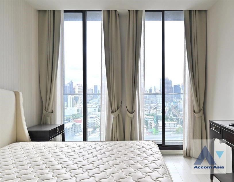 10  1 br Condominium For Sale in Ploenchit ,Bangkok BTS Ploenchit at Noble Ploenchit AA40744