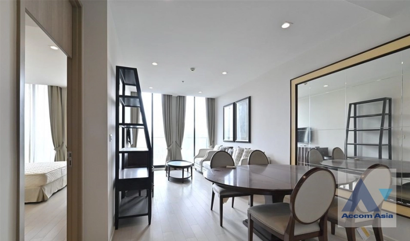  1 Bedroom  Condominium For Sale in Ploenchit, Bangkok  near BTS Ploenchit (AA40744)