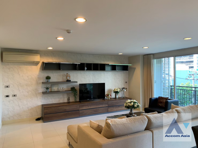  1  3 br Condominium For Rent in Sukhumvit ,Bangkok BTS Phrom Phong at The Crest 24 AA40746