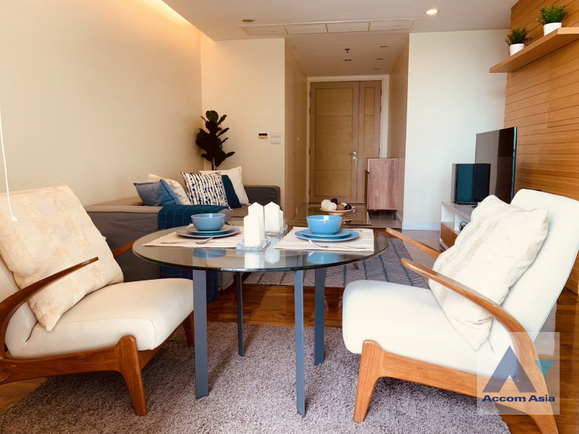 Newly renovated |  1 Bedroom  Condominium For Rent in Sukhumvit, Bangkok  near BTS Phrom Phong (AA40761)