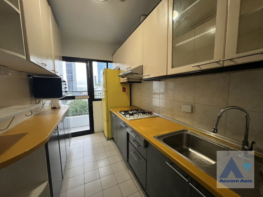  2 Bedrooms  Condominium For Rent & Sale in Sukhumvit, Bangkok  near BTS Nana (AA40779)