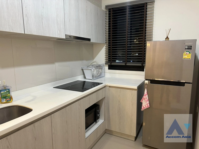  2 Bedrooms  Condominium For Rent in Ratchadapisek, Bangkok  near BTS Asok (AA40781)