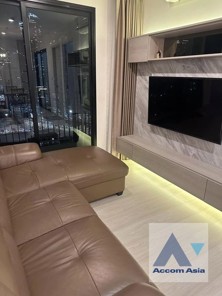  Life Asoke Condominium  2 Bedroom for Rent BTS Asok in Ratchadapisek Bangkok