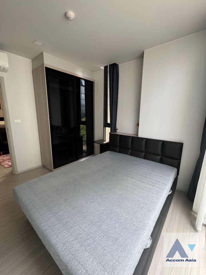  1 Bedroom  Condominium For Rent & Sale in Sukhumvit, Bangkok  near BTS Ekkamai (AA40790)