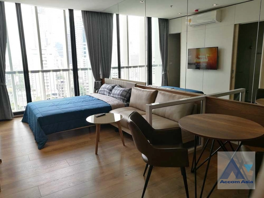  1 Bedroom  Condominium For Rent in Sukhumvit, Bangkok  near BTS Phrom Phong (AA40792)