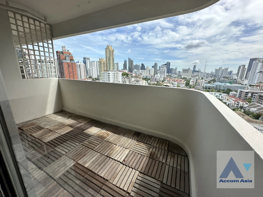 12  2 br Condominium For Sale in Sukhumvit ,Bangkok BTS Phrom Phong at D.S. Tower 1 AA40807