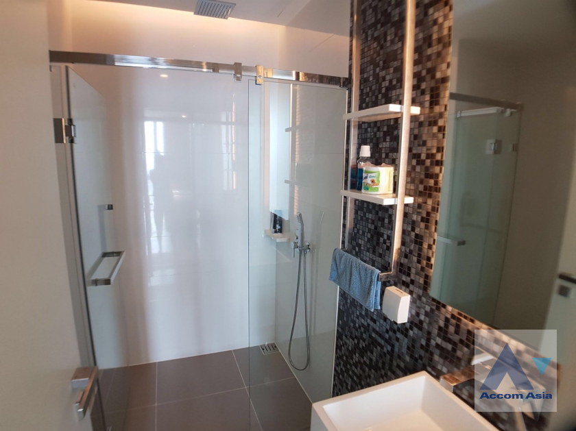 6  1 br Condominium For Sale in Sukhumvit ,Bangkok BTS Phra khanong at The Room Sukhumvit 69 AA40810