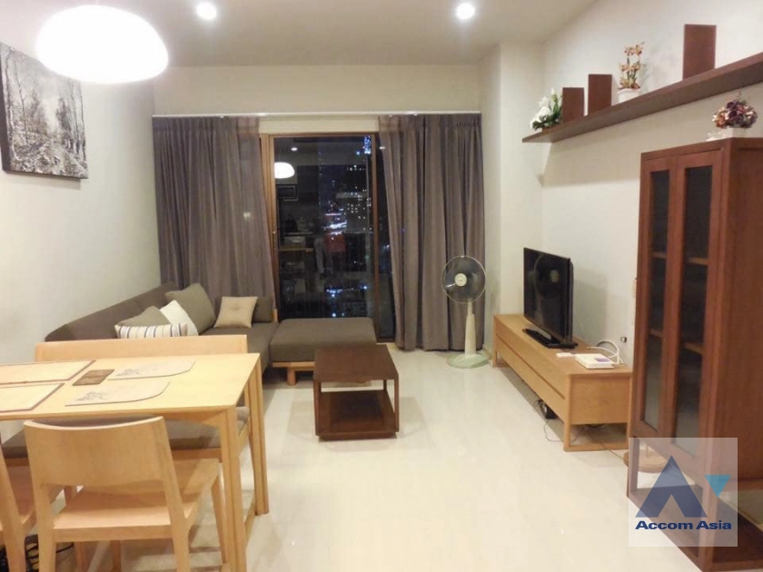  1 Bedroom  Condominium For Rent & Sale in Sukhumvit, Bangkok  near BTS Phrom Phong (AA40838)