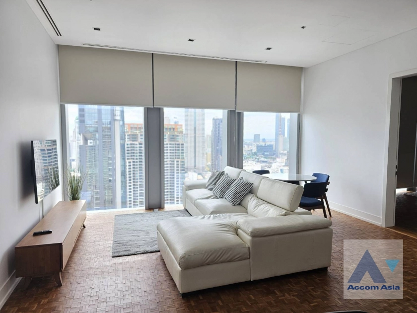  2 Bedrooms  Condominium For Rent & Sale in Silom, Bangkok  near BTS Chong Nonsi (AA40875)