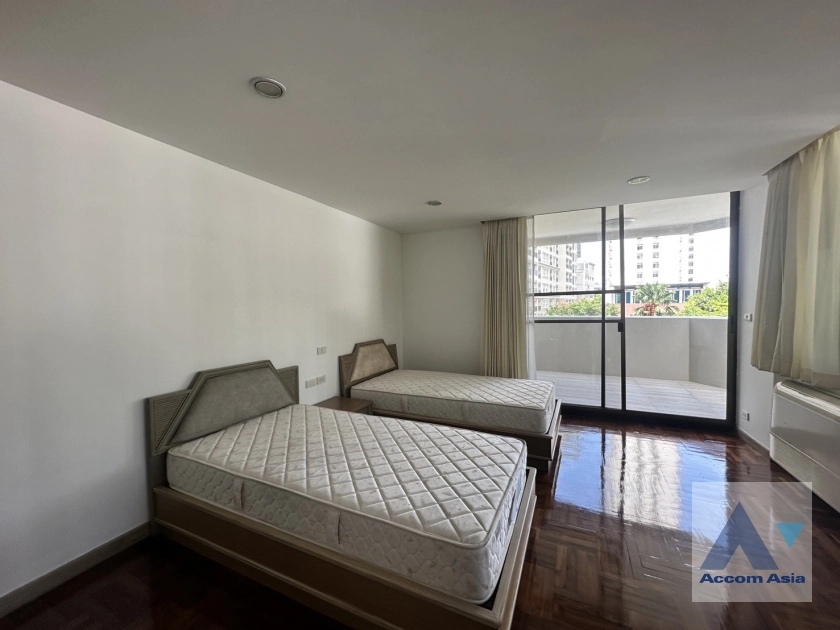 4  3 br Apartment For Rent in Sukhumvit ,Bangkok BTS Phrom Phong at Family Size Desirable AA40880