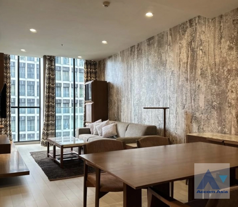  1 Bedroom  Condominium For Rent in Ploenchit, Bangkok  near BTS Ploenchit (AA40887)