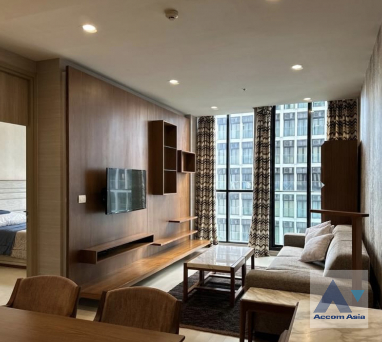  1 Bedroom  Condominium For Rent & Sale in Ploenchit, Bangkok  near BTS Ploenchit (AA40887)