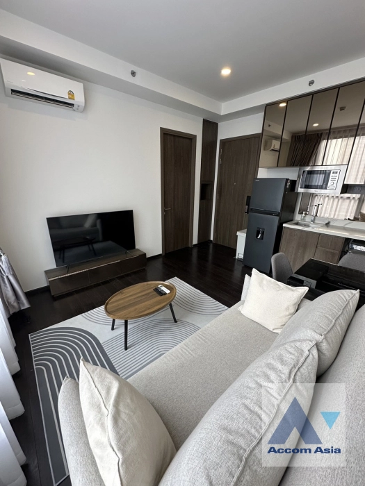  1 Bedroom  Condominium For Rent in Sukhumvit, Bangkok  near BTS Thong Lo (AA40897)