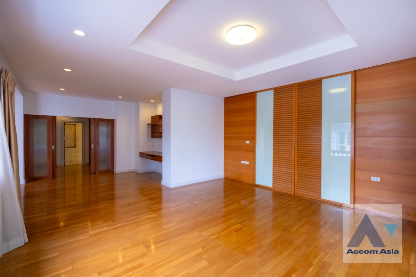 29  4 br House For Rent in Sukhumvit ,Bangkok BTS Thong Lo at Privacy and Peaceful AA40910