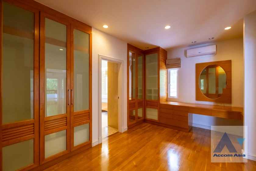 30  4 br House For Rent in Sukhumvit ,Bangkok BTS Thong Lo at Privacy and Peaceful AA40910