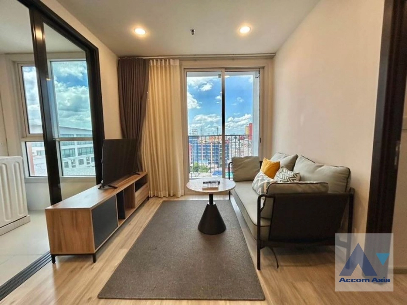  2 Bedrooms  Condominium For Rent in Ratchadapisek, Bangkok  near MRT Sutthisan (AA40922)