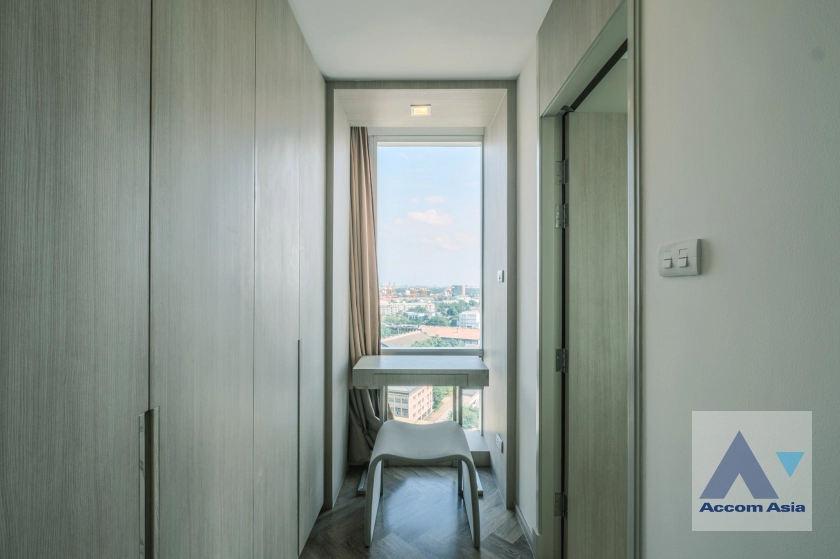 9  1 br Apartment For Rent in Sukhumvit ,Bangkok BTS Ekkamai at 5 stars serviced apartment AA40928