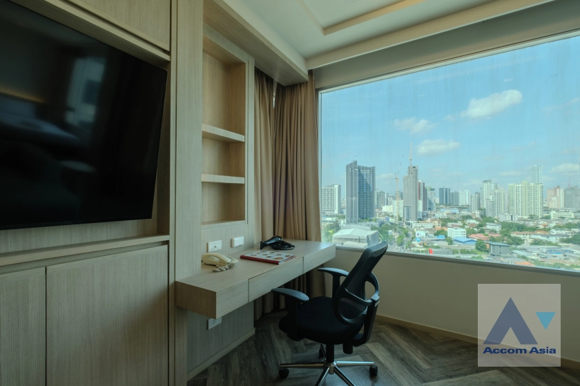 4  2 br Apartment For Rent in Sukhumvit ,Bangkok BTS Ekkamai at 5 stars serviced apartment AA40929