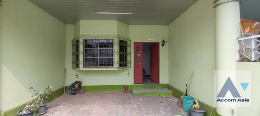  3 Bedrooms  Townhouse For Sale in Sukhumvit, Bangkok  near BTS Phra khanong (AA40938)