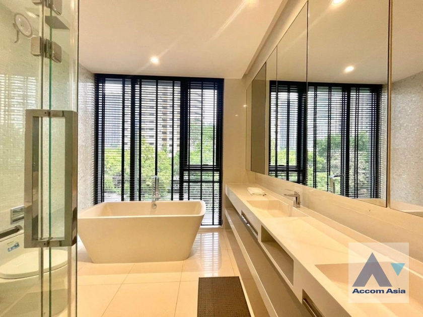 9  2 br Condominium For Rent in Sukhumvit ,Bangkok BTS Phrom Phong at Vittorio Sukhumvit 39 AA40947