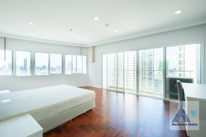 13  3 br Apartment For Rent in Sukhumvit ,Bangkok BTS Phrom Phong at Perfect for a big family AA40956