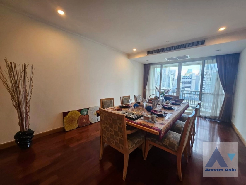 6  3 br Apartment For Rent in Sukhumvit ,Bangkok BTS Phrom Phong at High-quality facility AA40961