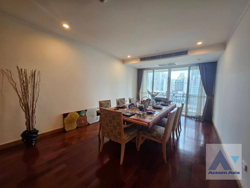 7  3 br Apartment For Rent in Sukhumvit ,Bangkok BTS Phrom Phong at High-quality facility AA40961