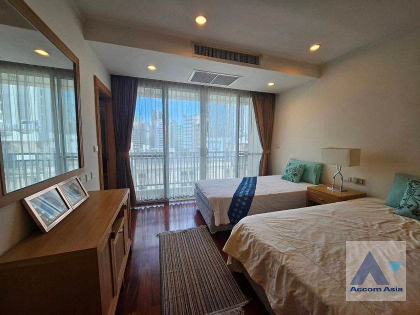 20  3 br Apartment For Rent in Sukhumvit ,Bangkok BTS Phrom Phong at High-quality facility AA40961