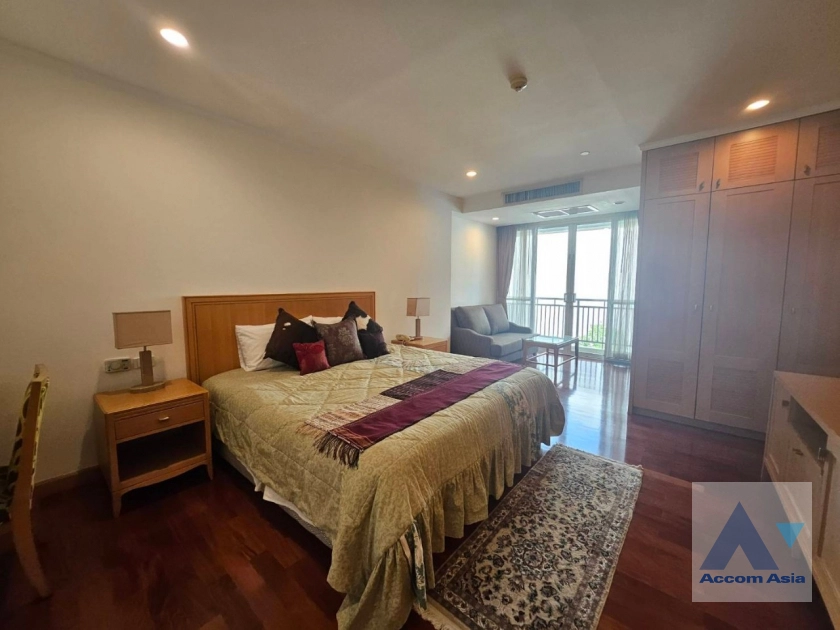 11  3 br Apartment For Rent in Sukhumvit ,Bangkok BTS Phrom Phong at High-quality facility AA40961