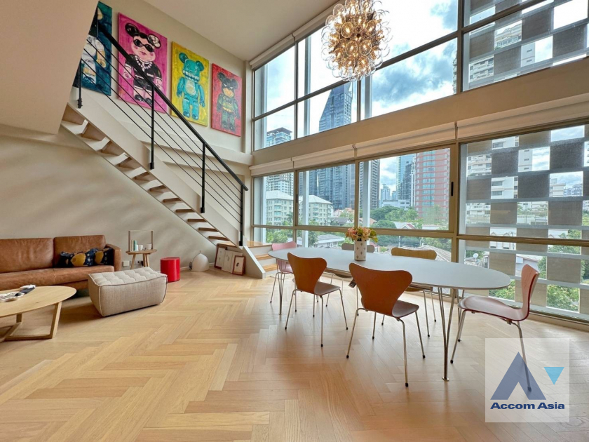 Duplex Condo |  4 Bedrooms  Condominium For Sale in Sukhumvit, Bangkok  near BTS Phrom Phong (AA40975)